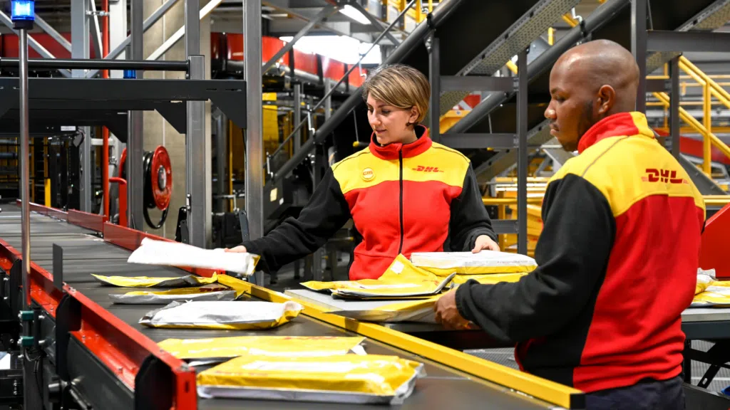 Carrières chez DHL: postulez dès aujourd'hui aux meilleurs emplois dans le domaine de la logistique et de la livraison près de chez vous